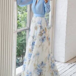 Brand New Dress – Size Small (Relaxed Fit)